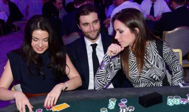 Liv Boeree Takes Centre Stage under the Poker Spotlight!
