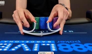 Learn How to Deal in Texas Hold’em: It’ll Make You a Better Poker Player!